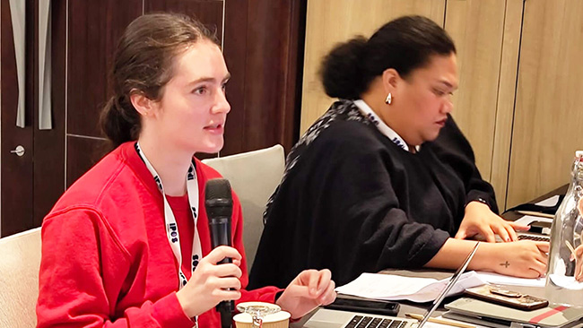 New Zealand representative Ms Ella Mary Arnst actively engages in dynamic dialogue with programme speakers, exemplifying the programme’s collaborative spirit.